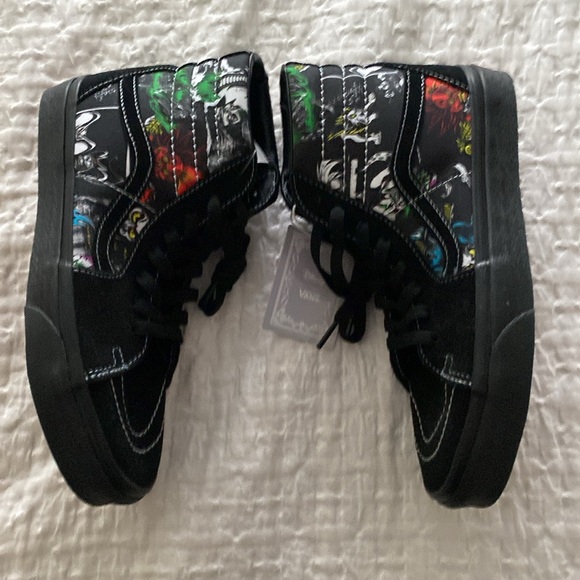 Unisex Vans Disney high tops Men’s 7.5 women’s 9 NWT - Picture 4 of 9